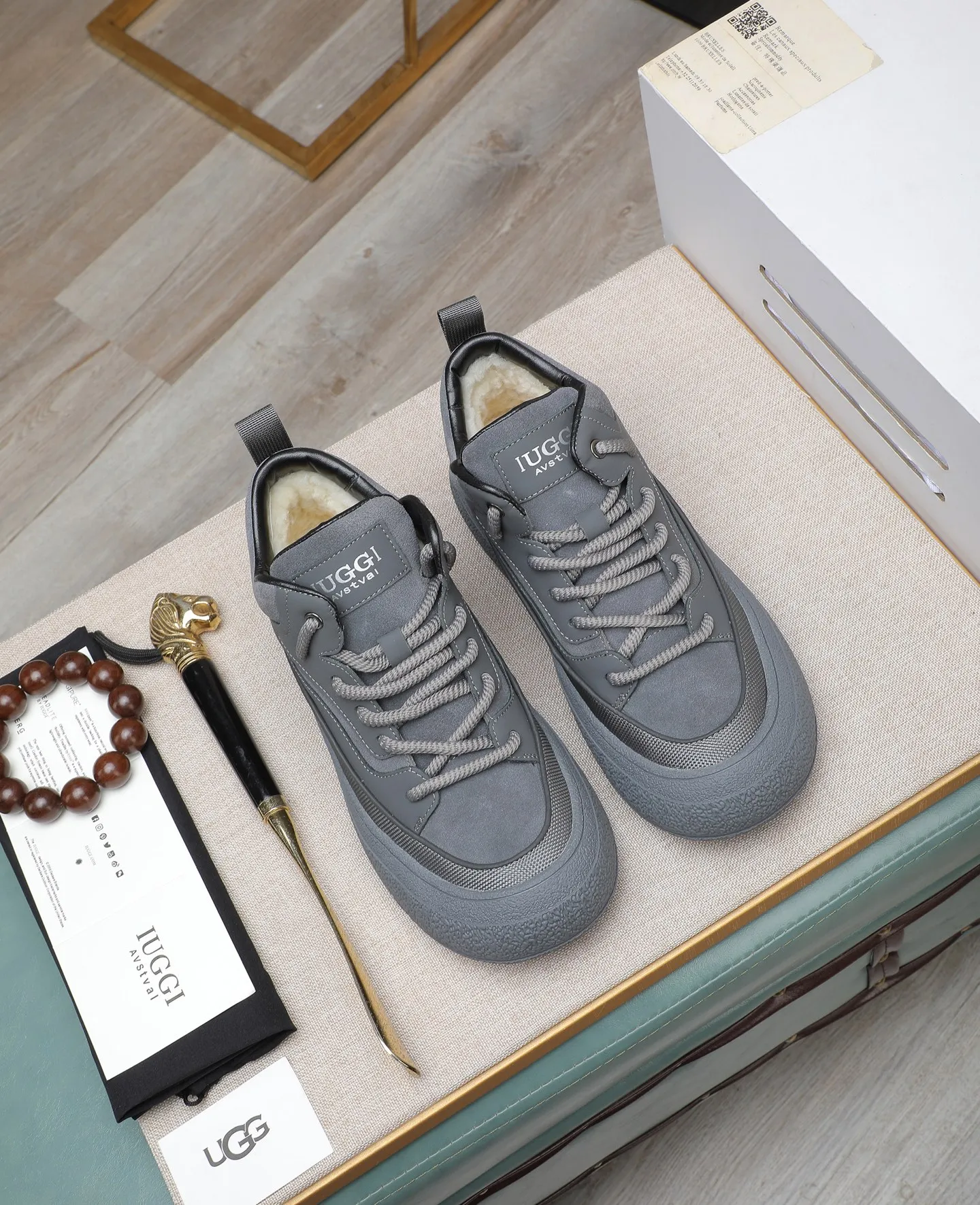 Men's shoes 💰660 IUGGI new retro presbyopia men's shoes, casual and versatile, full of high-end sense, fashionable, luxury and personalized style, joint style, retro presbyopia factor, full of handsome style, first layer suede cowhide, lining wool, rubber outsole, light and non-slip size: 39-44